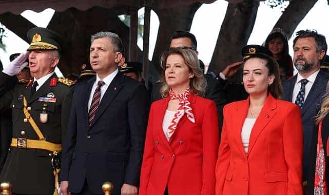 baskan vekili ozdemir resmi gecit torenine katildi