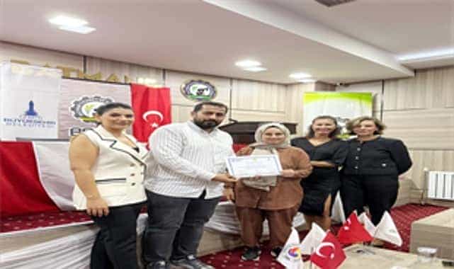 batman ve gaziantepte yaratici drama yontemi ile saglik atolyeleri duzenlendi