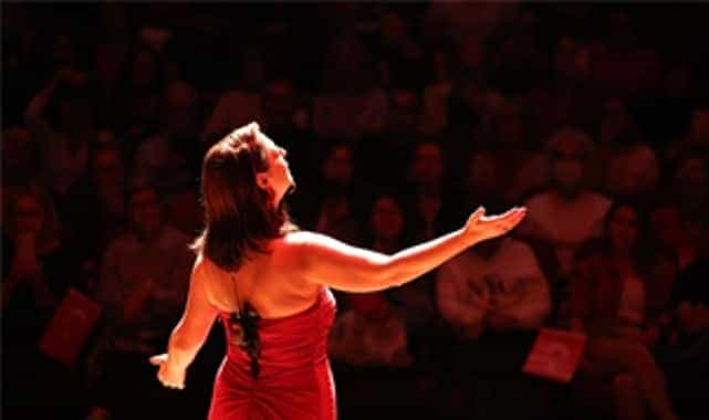 dilek turkan ile cumhuriyete sarkilar