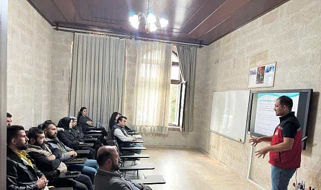 ev ve sus hayvani saticilarina yonelik sertifikali egitim programi duzenlendi