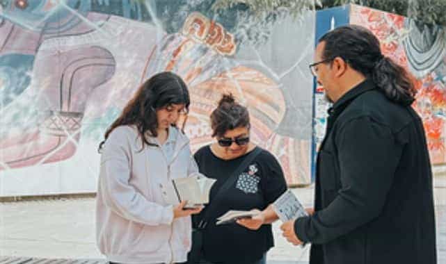 gezici kutuphane ege universitesi metro duraginda