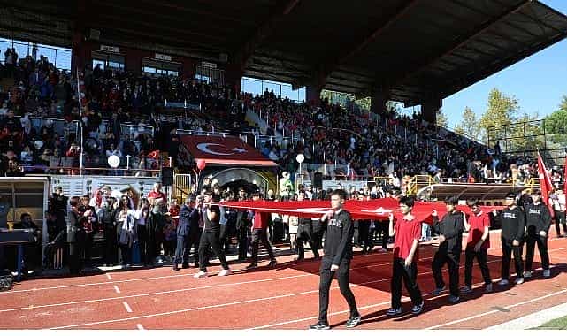 inegolde cumhuriyet coskusu