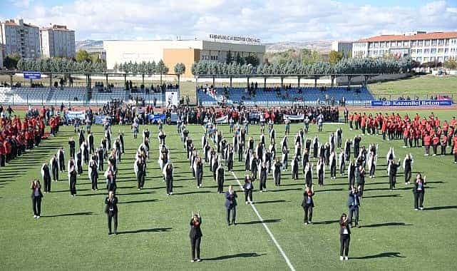 kahramankazanda cumhuriyetin 102 yil donumu coskusu