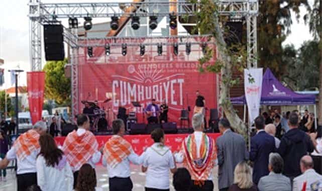 mendereste cumhuriyet coskusu