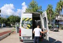 ukome ekipleri servis araclarini inceliyor