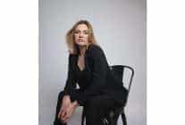 birsen tezer world akustik sahnesinde muzikseverlerle bulusuyor