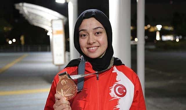 esma gokulu isitme engelliler olimpiyatlarinda bronz madalya alarak ulkemizin gururu oldu