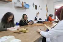 nevsehir belediyesi kursiyerlerine kitap okuma etkinligi