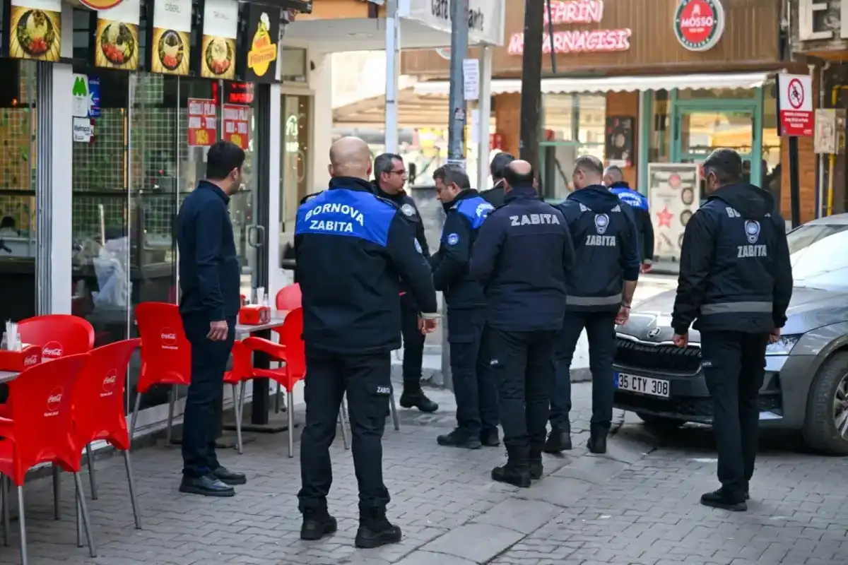 Bornova’da Yayalar İçin Güvenli Alanlar Oluşturuldu