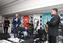 bizim evin 14uncu yildonumu coskuyla kutlandi