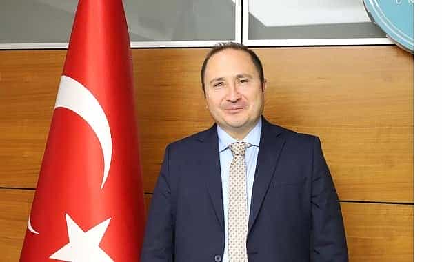 izmir bakircay universitesinden dunya capinda gurur prof dr kadri ozdemir turkiyede 7nci dunyada 270inci sirada