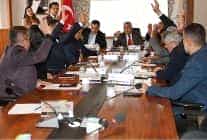 kemer belediyesinde yilin son meclisi yapildi