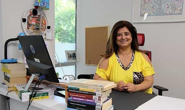 yapay zekadan dost olmaz