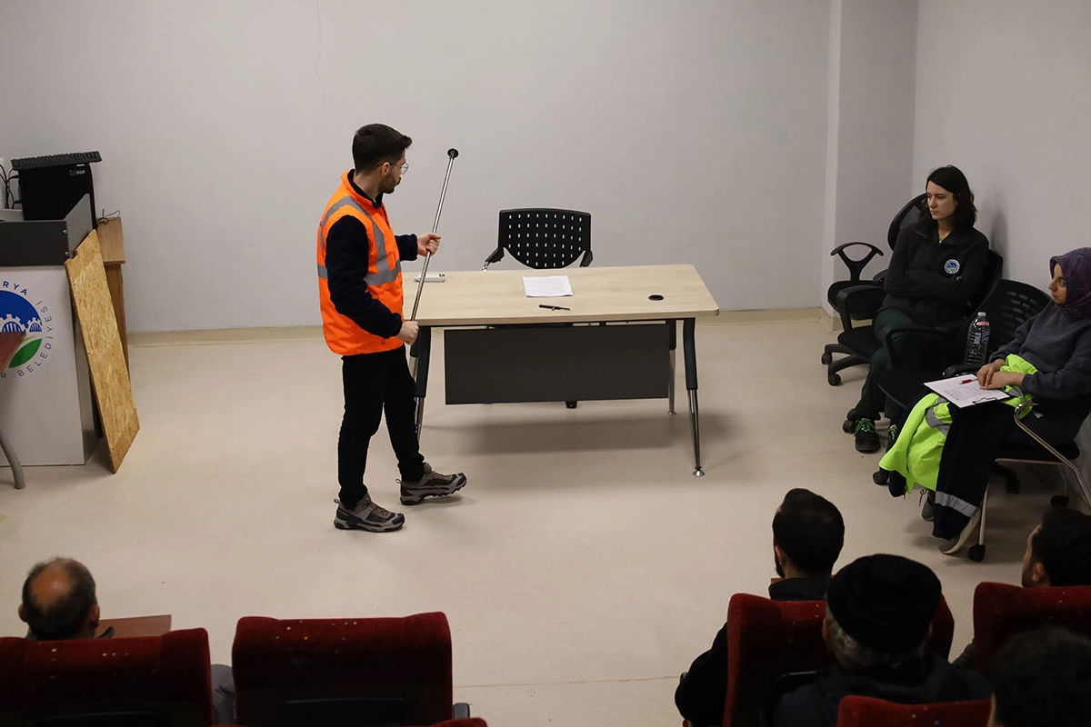 Sakarya’da Sokak Hayvanlarının Güvenli Kontrolüne Yönelik Eğitim 1 Sakarya’da Sokak Hayvanlarının Güvenli Kontrolüne Yönelik Eğitim