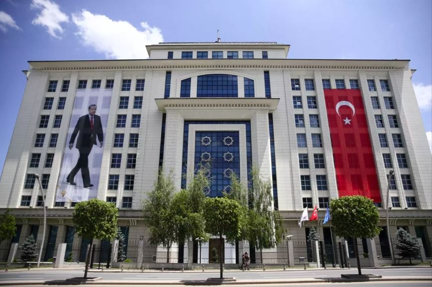AKP 1