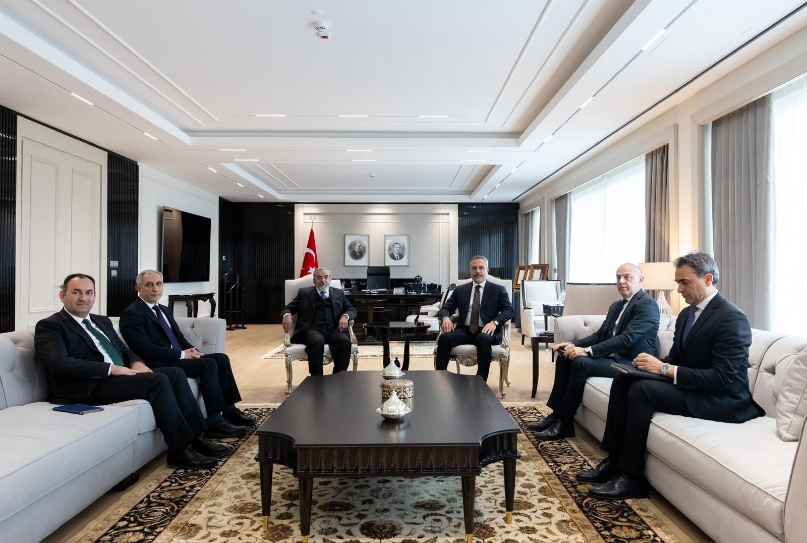 Bakan Fidan, KİB Genel Sekreteri Bahaddin ile Ankara’da Görüştü 1 BAKAN FIDAN KIB GENEL SEKRETERI BAHADDI 1127744 334745