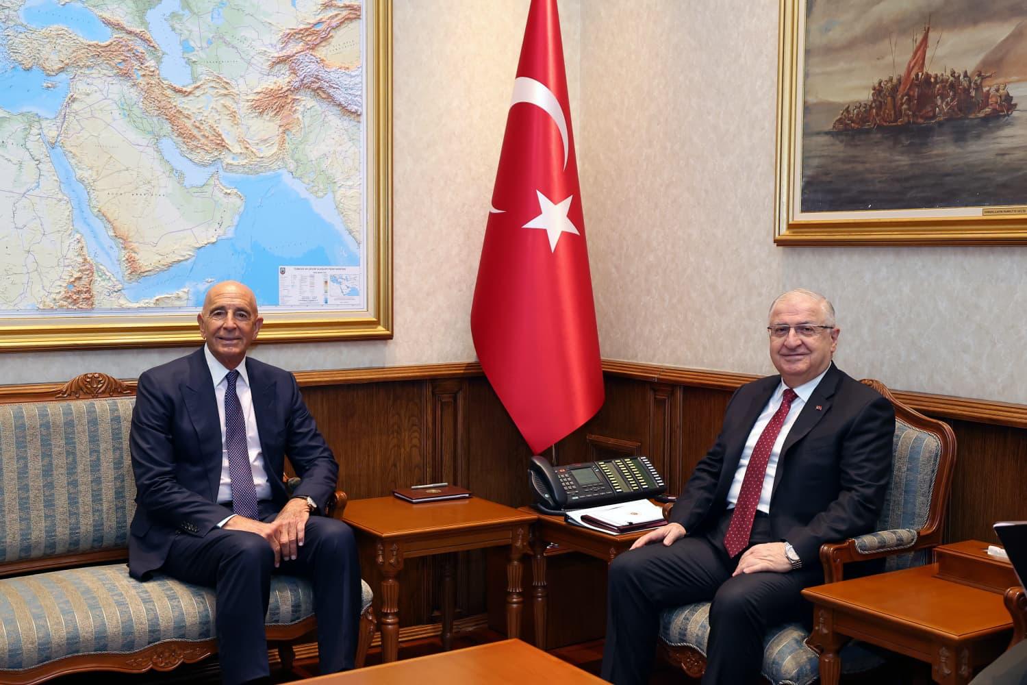 Milli Savunma Bakanı Yaşar Güler, ABD Suriye Özel Temsilcisi Barrack’ı Kabul Etti 1 BAKAN GULER ABD BUYUKELCISI BARRACKI K 1117873 331943