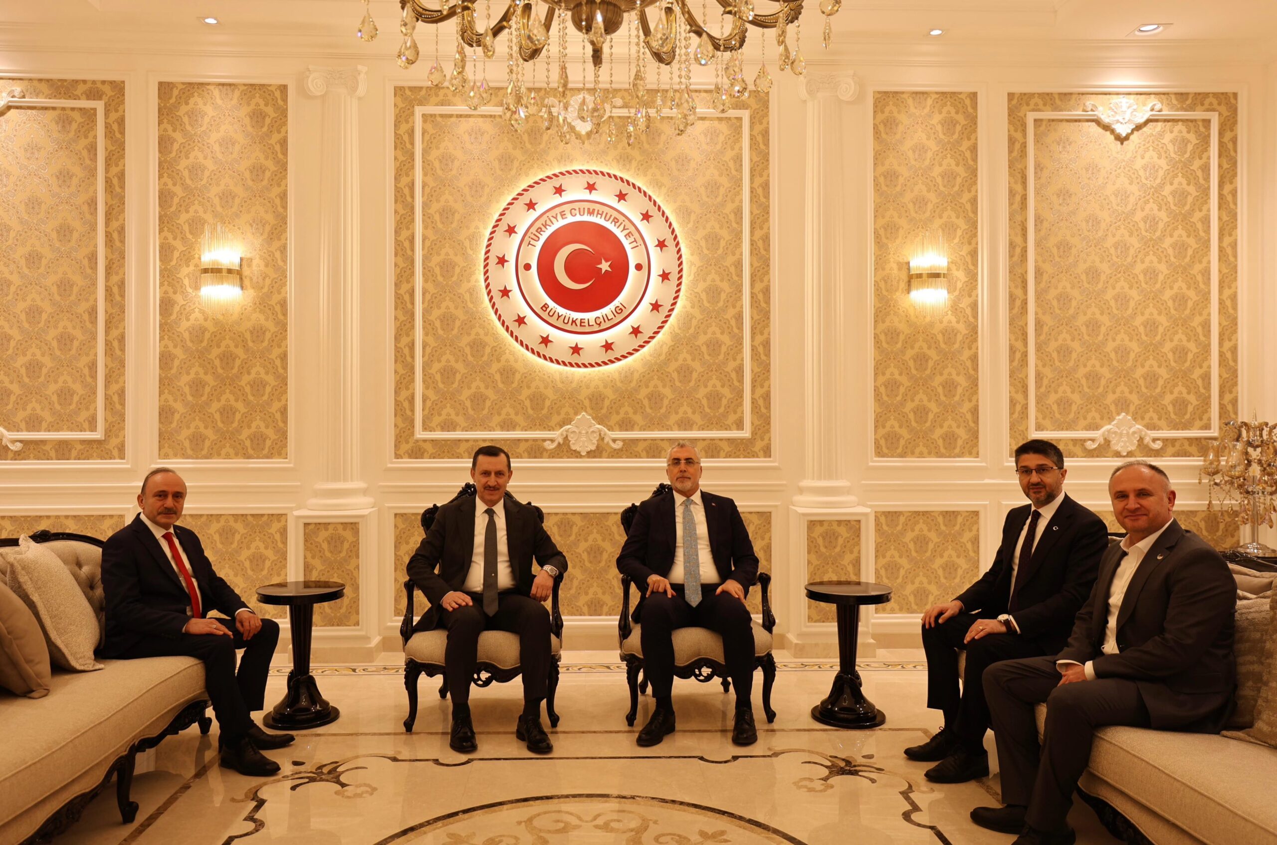 BAKAN ISIKHAN TURKIYENIN RIYAD BUYUKEL 1135956 337226 scaled