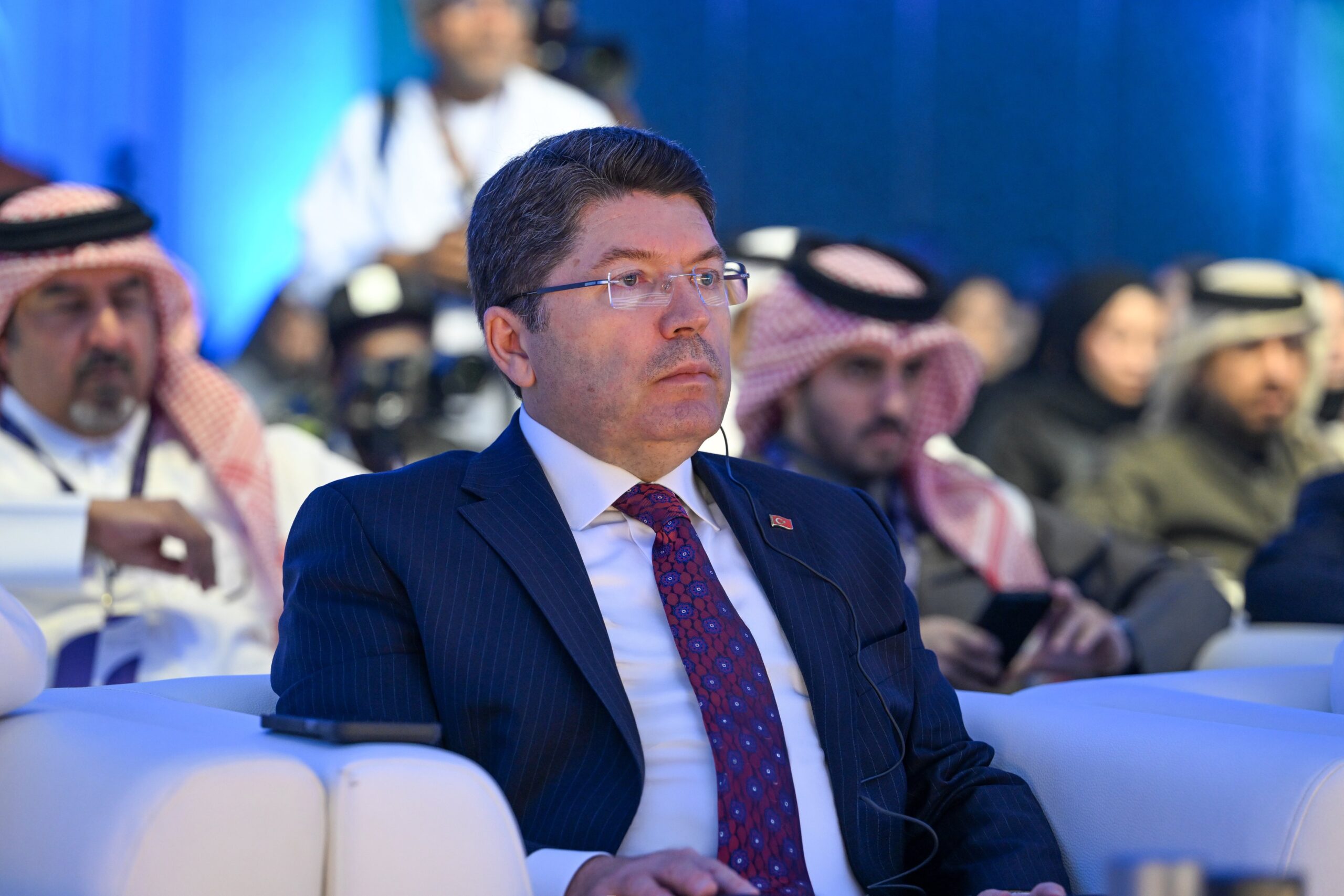 G lq6MGXQAAY2cw scaled