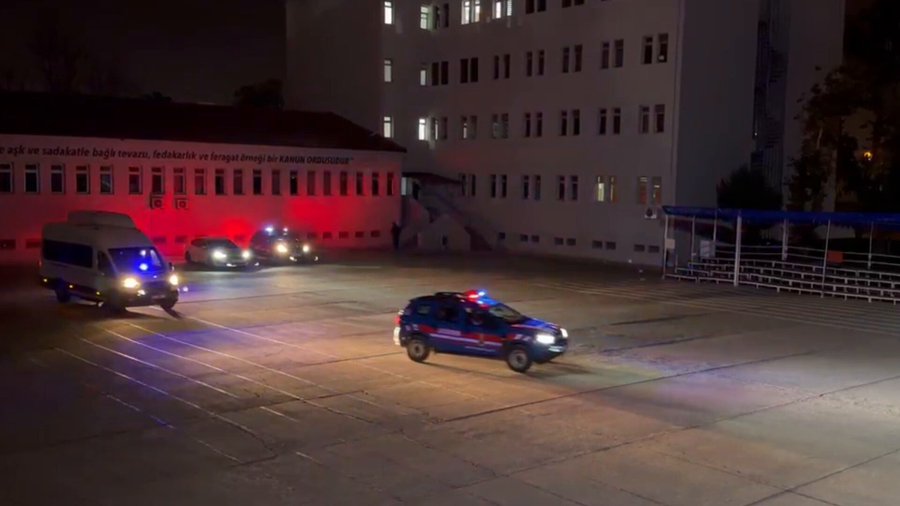 17 İl Merkezli Siber Dolandırıcılık Operasyonu: 118 Şüpheli Yakalandı 1 ND jaXZAqFTczsjq