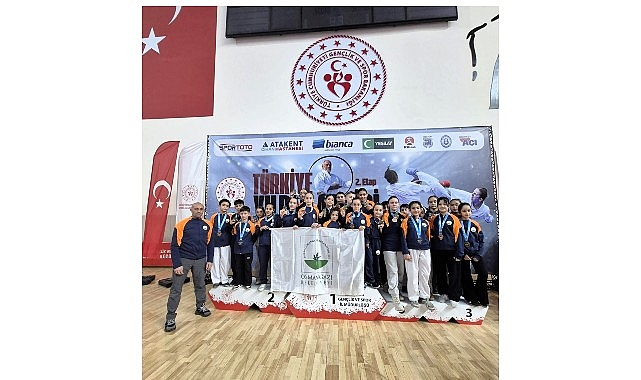 osmangazili karateciler madalyaya doydu