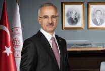 BAKAN URALOGLU TURUNCU EKIPLERIMIZ GORE 1082660 321348