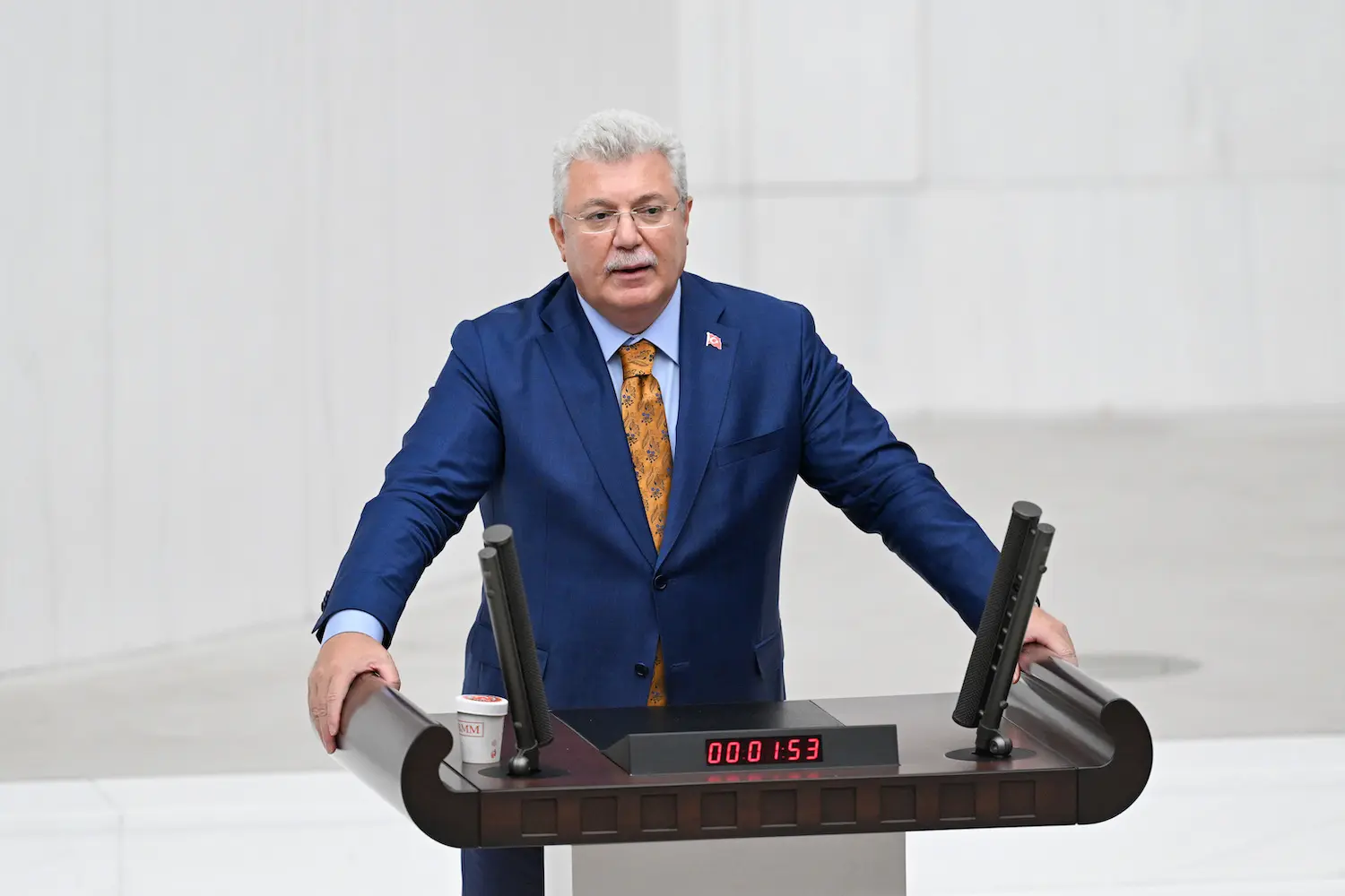 AK Parti’den “Gelir Tamamlayıcı Aile Bazlı Destek Sistemi” Hamlesi: Emekli ve Alım Gücü Odaklı Yeni Dönem 1 m emin akbas og lu tbmm genel kurulu.webp