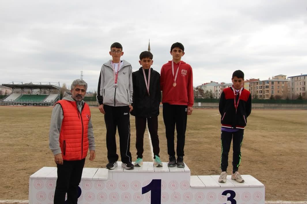 ANALİG Kros ve Kros Bayrak yarışmaları il birinciliği tamamlandı 1 21 1