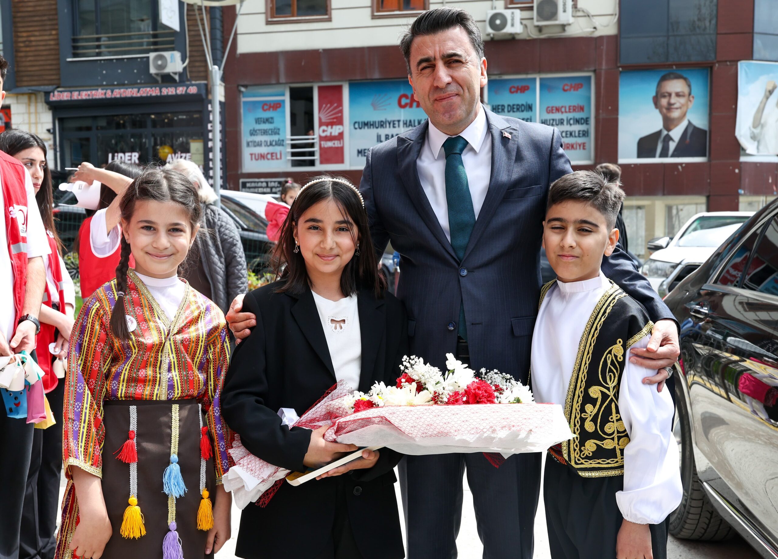 HGldJBUWIAAu3oI scaled