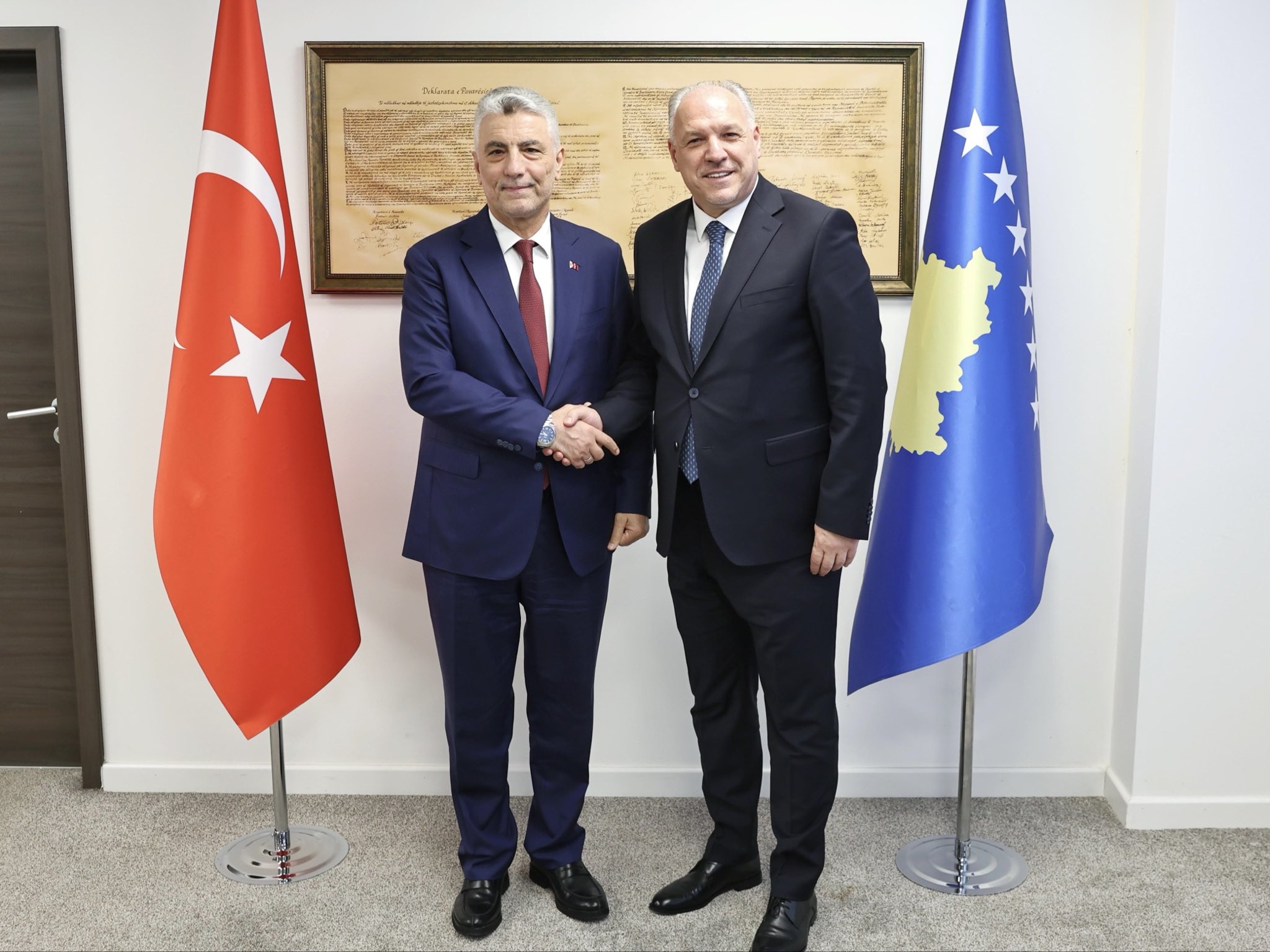 TICARET BAKANI BOLAT KOSOVA BASBAKAN YA 1273395 379010