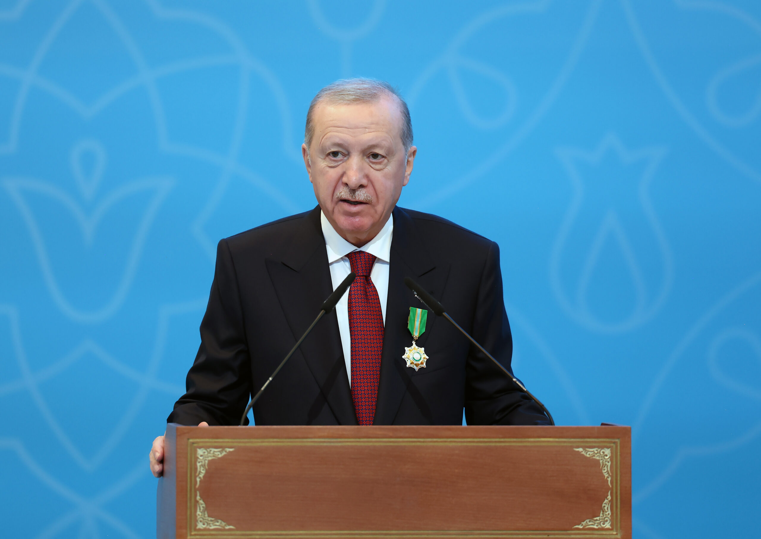 CUMHURBASKANI ERDOGAN DOGU BATI ORTA KO 1310566 389554 scaled