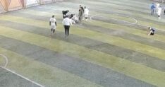 HALI SAHADA DILI BOGAZINA KACAN OYUNCUYA 1349314 400645