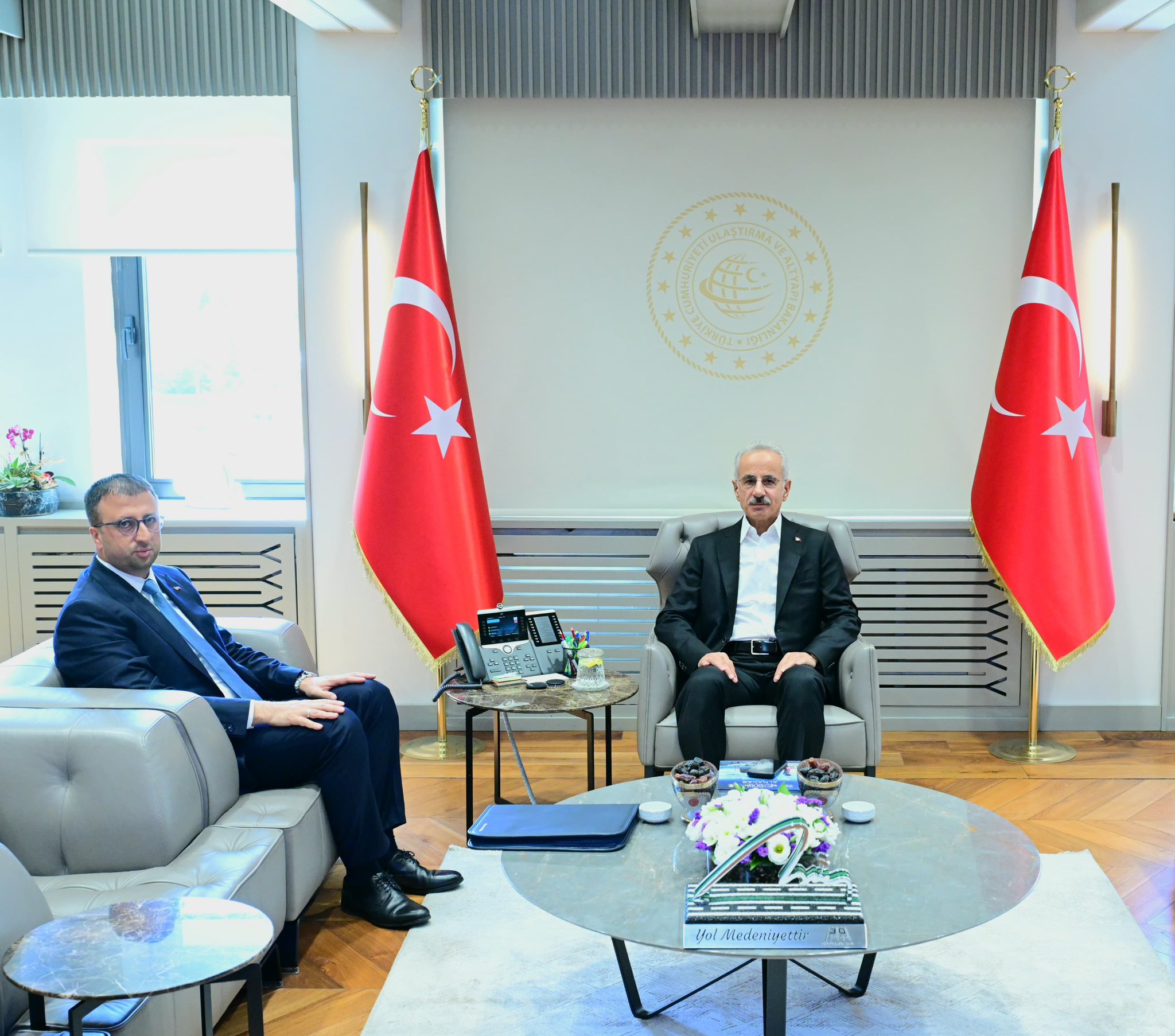 Bakan Uraloğlu ASELSAN Genel Müdürü Akyol İle Görüştü 1 BAKAN URALOGLU ASELSAN GENEL MUDURU AKY 1471991 437971