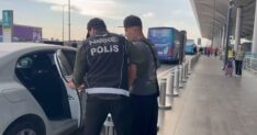 MANIFEST GRUBUNUN MENAJERI TOLGA AKIS 1476897 439423